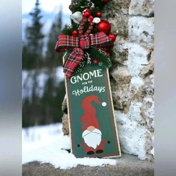 7 piece gnome decor. Perfect for Christmas decorating! See specifics below. - Picture 2 of 6
